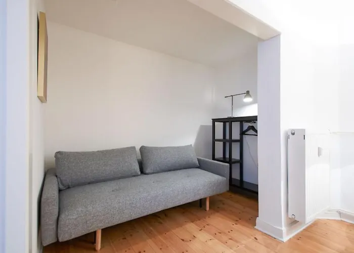 Park 1 - Lovely 1-bdr Close To Metro *