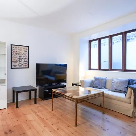 Apartman Park 1 - Lovely 1-bdr Close To Metro *