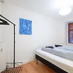 Park 1 - Lovely 1-bdr Close To Metro